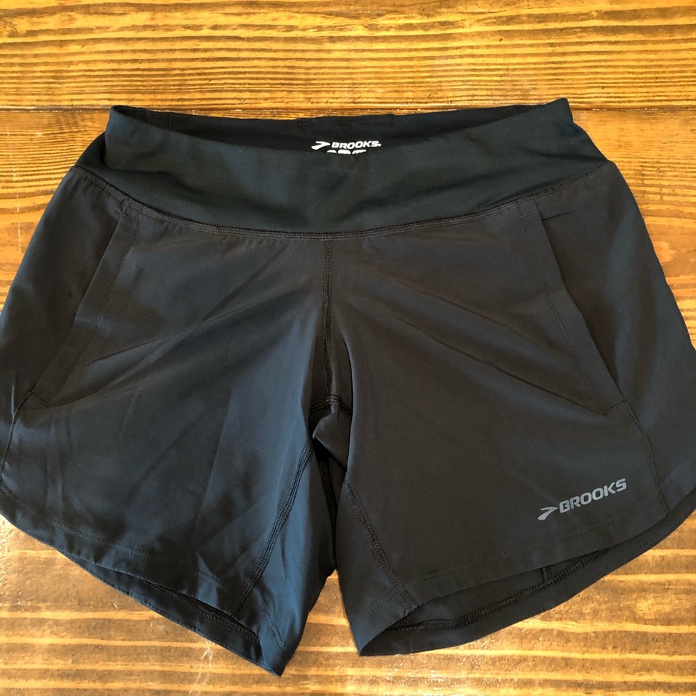 Brooks drilayer athletic shorts